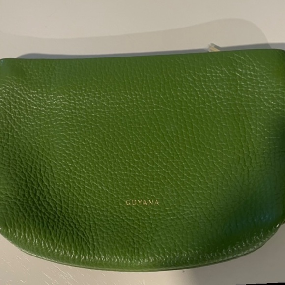 Cuyana mini pouch - Picture 3 of 3